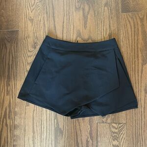 Aqua black skort
